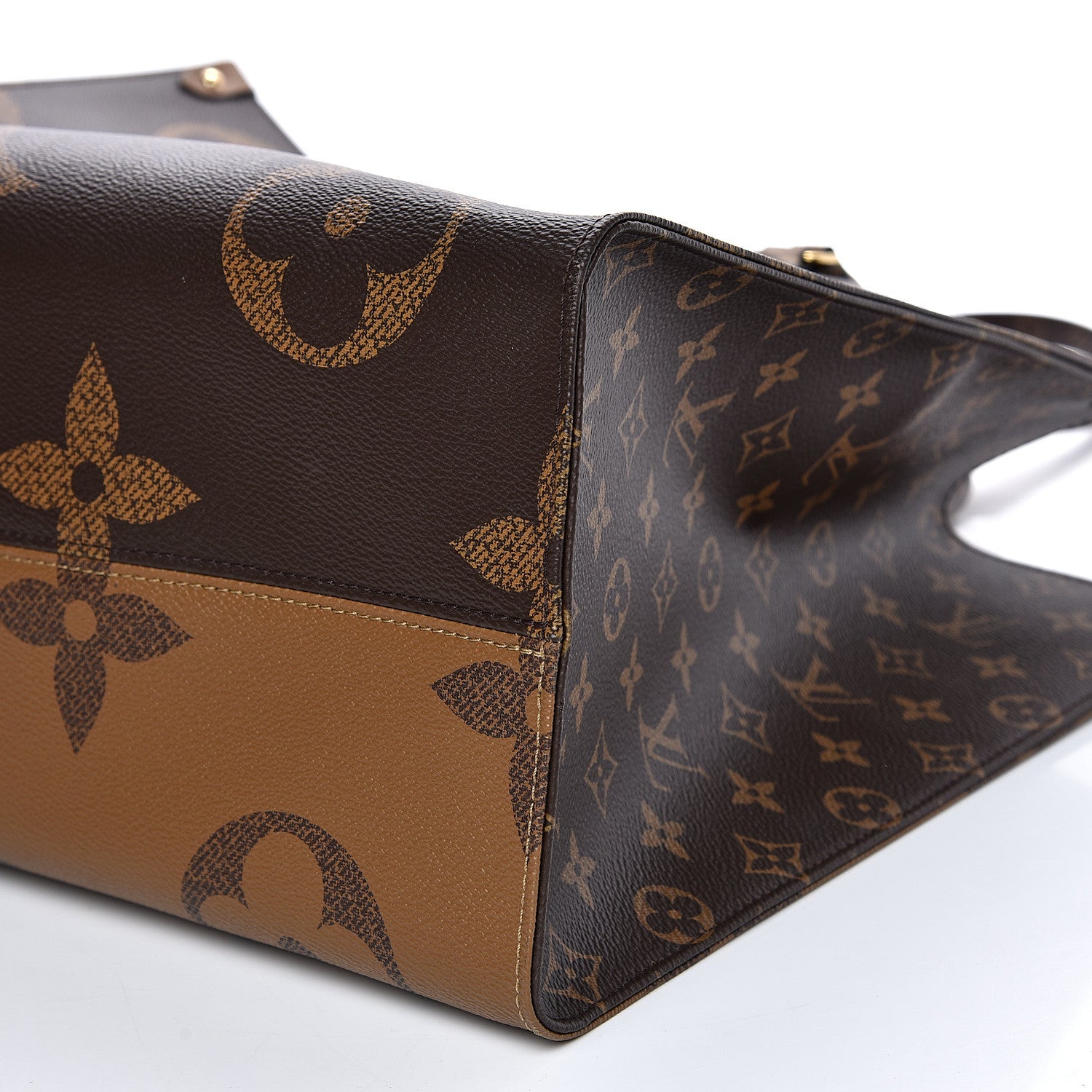 Louis Vuitton Reverse Monogram Giant Onthego GM 9 of 10