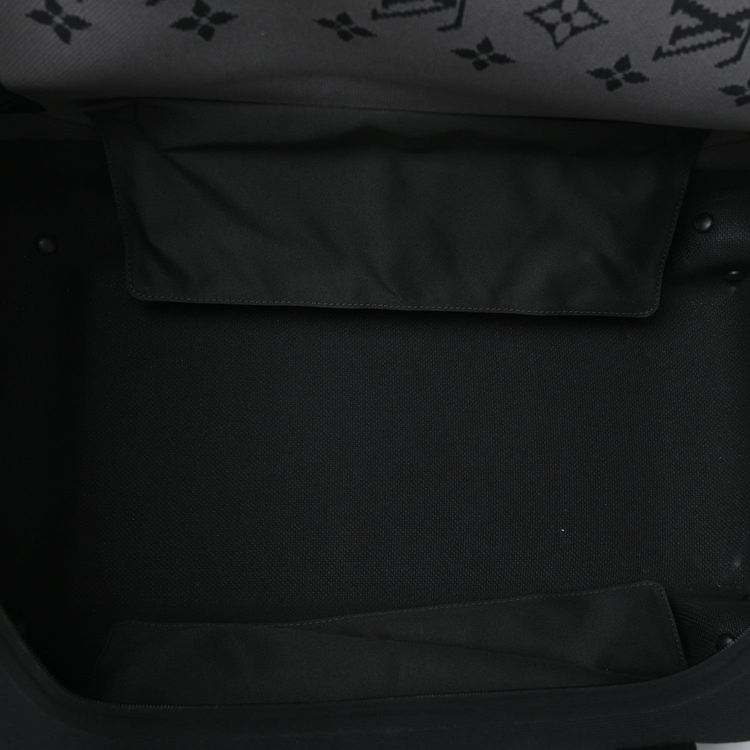 Louis Vuitton Knit Monogram Eclipse Horizon Soft Duffle 55 5 of 9