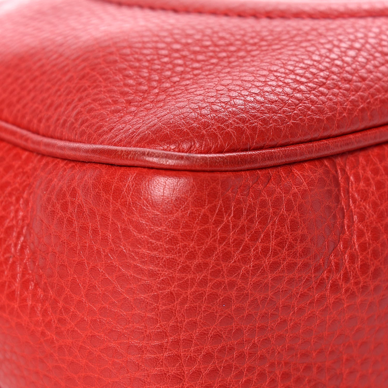 Gucci Pebbled Calfskin Small Soho Disco Bag Tabasco Red 13 of 20