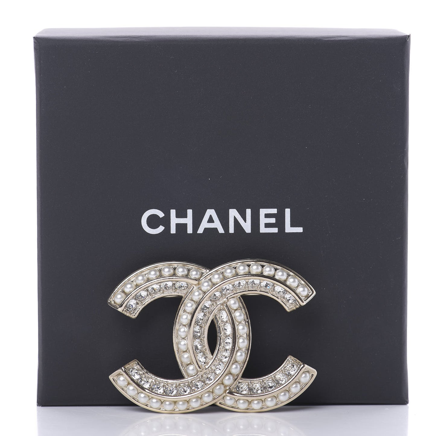 Crystal Pearl Chain Mania CC Brooch Gold