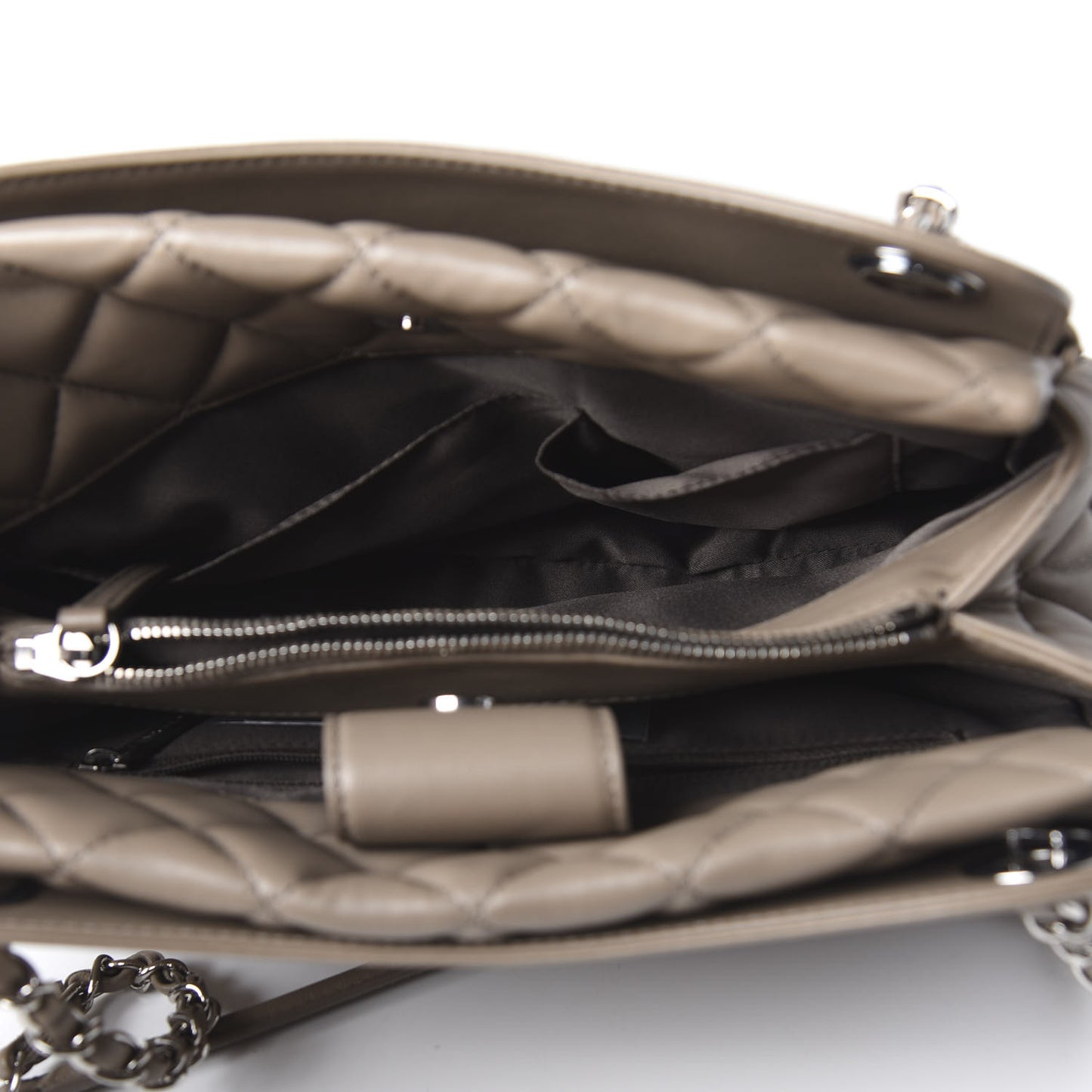 Lambskin Quilted Large 7 Tote Taupe