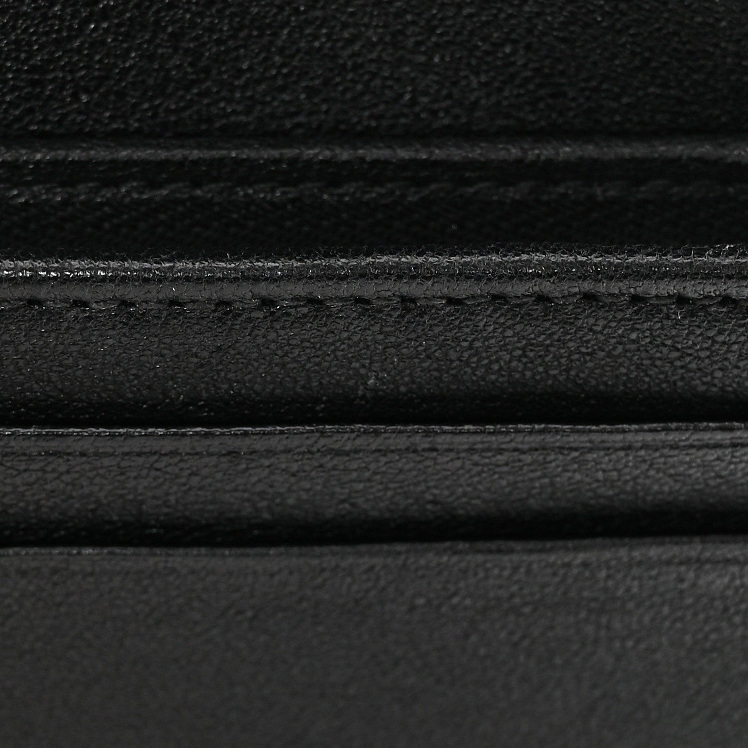 Gucci Sakai Be Green Calfskin Diagonal Stitched Blondie Card Case Wallet Black 9 of 10