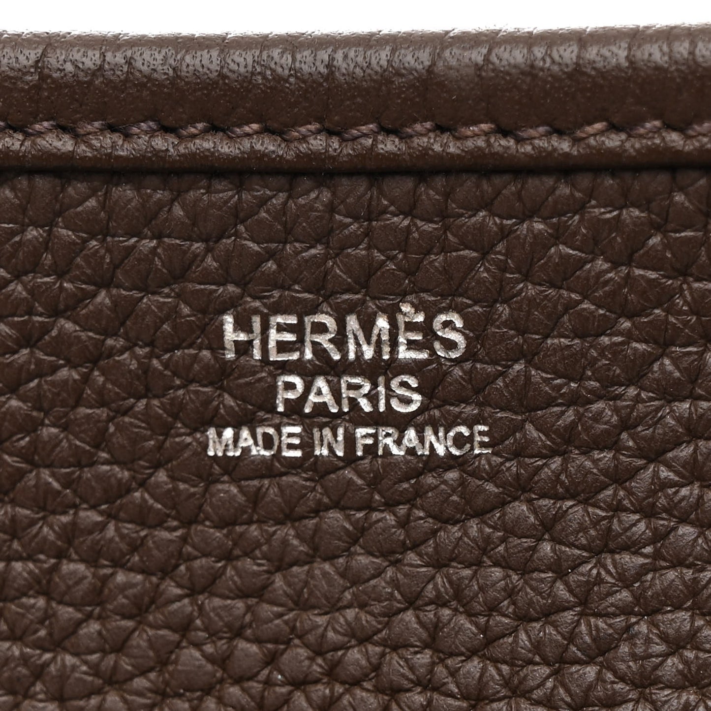 Taurillon Clemence Amazone Evelyne III PM Chocolate Rouge Casaque Bleu Saphir