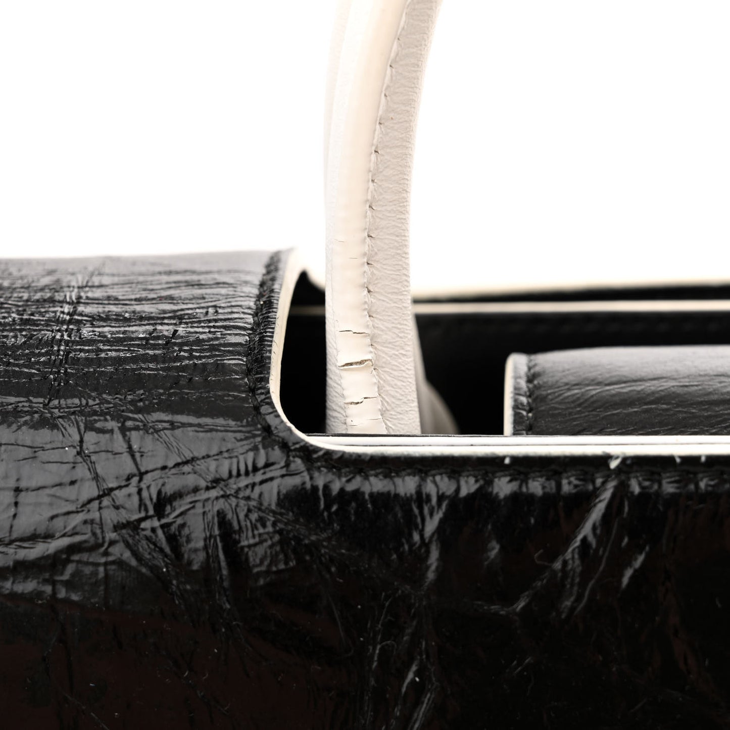 Crinkled Calfskin Medium Diorever Flap Black