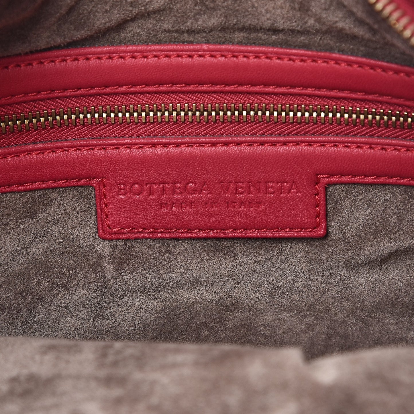 Nappa Intrecciato Large Veneta Hobo Fuchsia