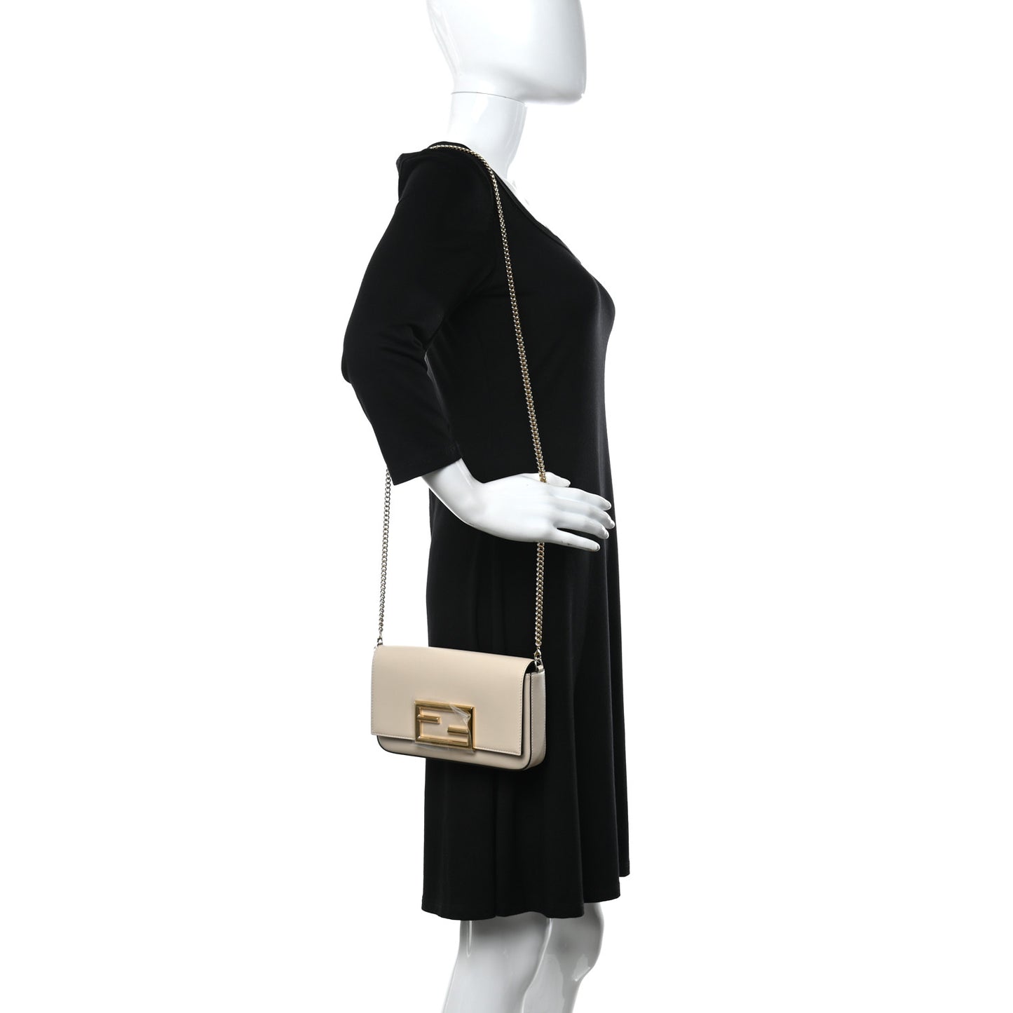 Vitello Palmellato Wallet on Chain with Pouches Camelia