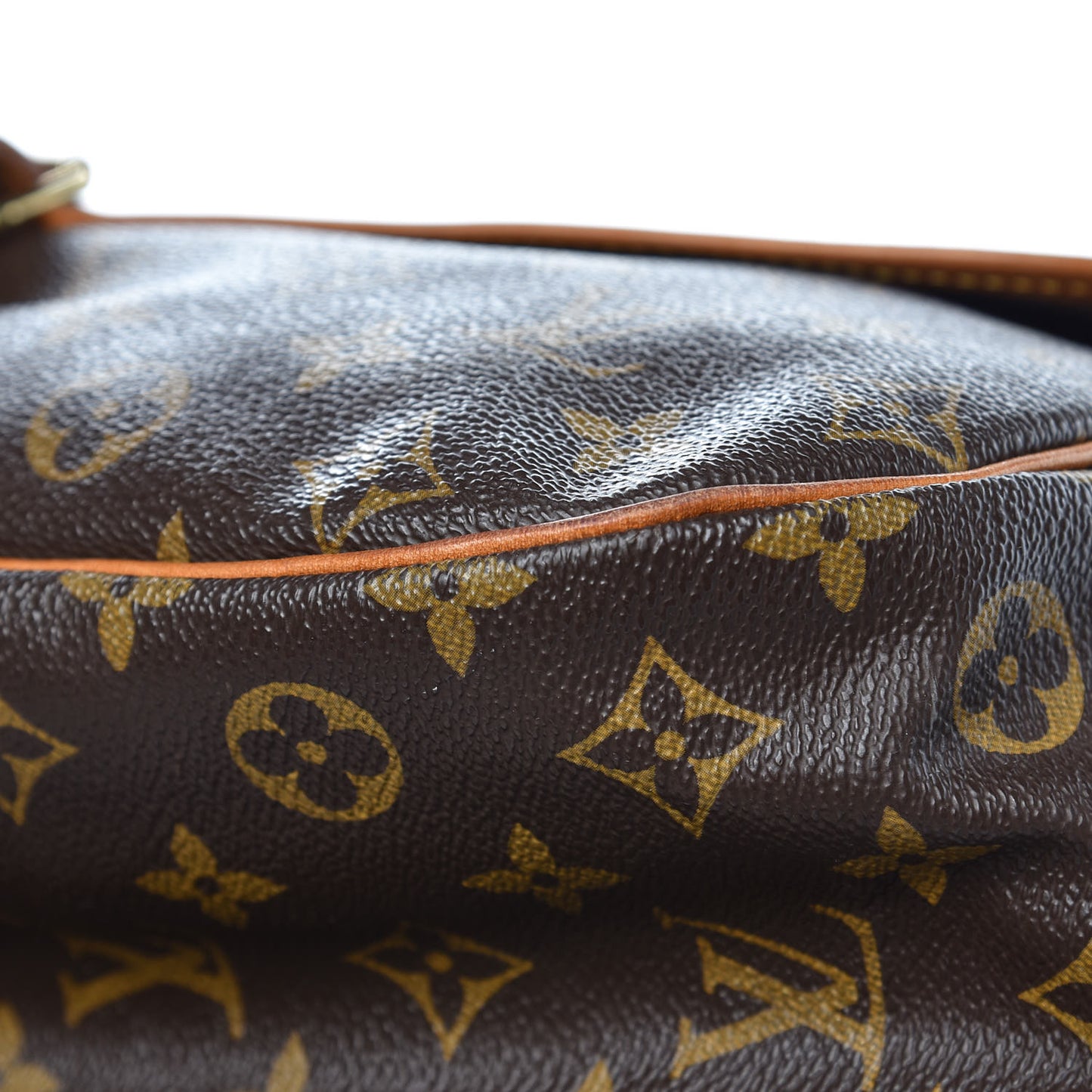 Monogram Saumur 35
