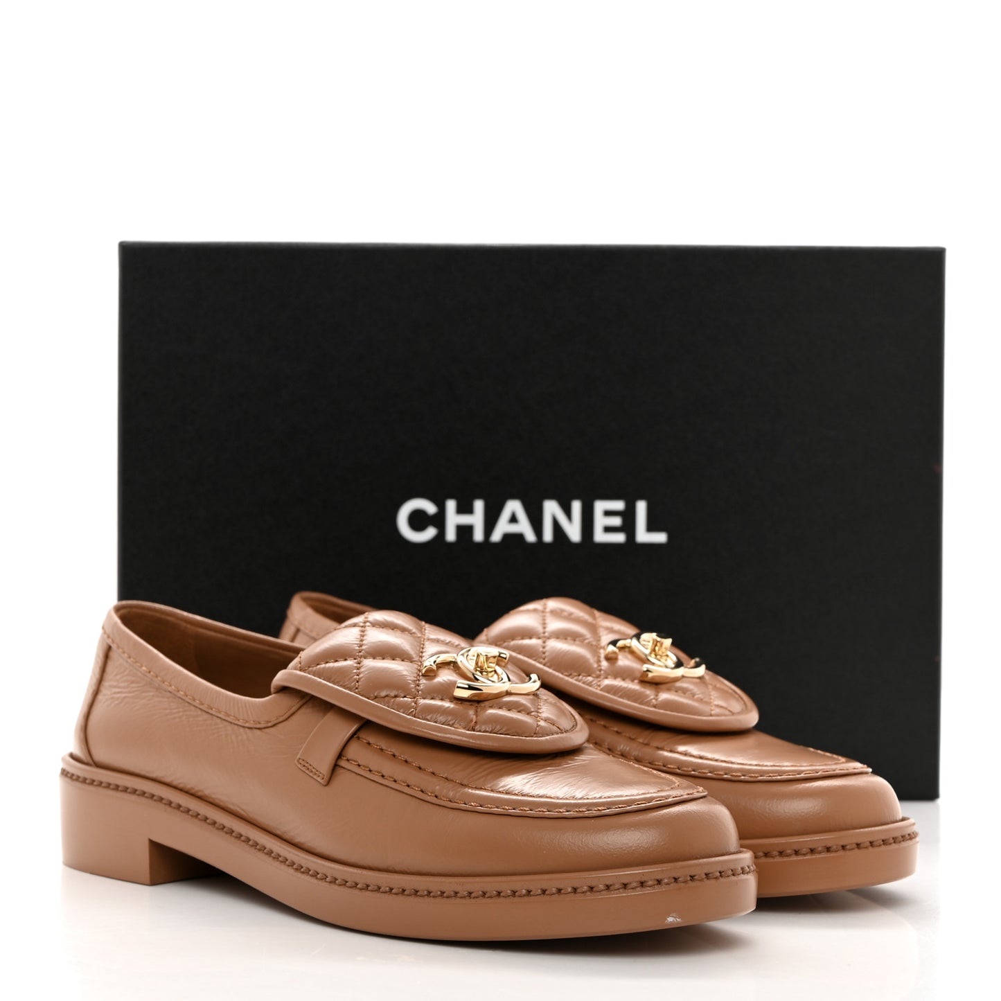 Lambskin Quilted CC Turnlock Moccasins 37.5 Dark Beige