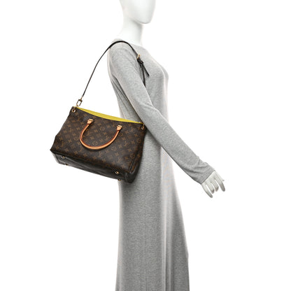 Louis Vuitton Monogram Pallas Pistache 2 of 10