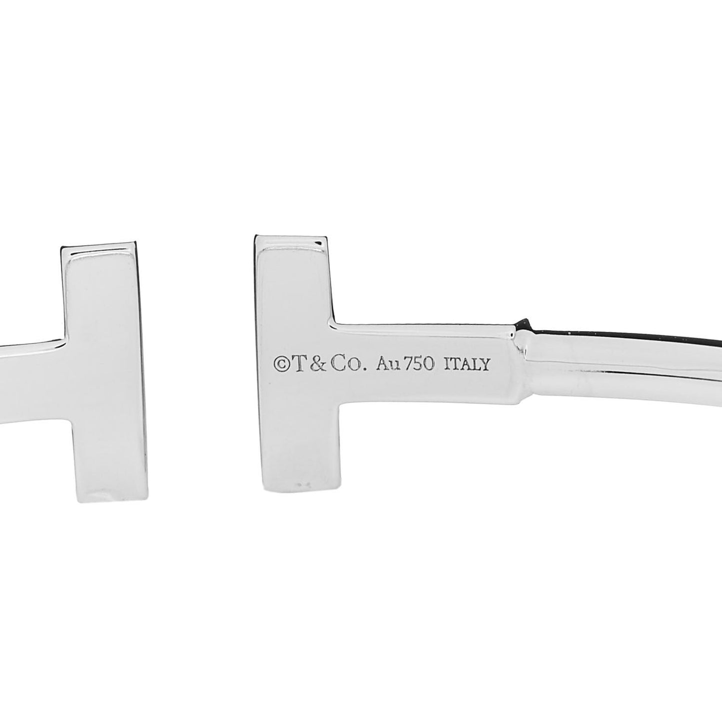 18K White Gold T Wire Bracelet