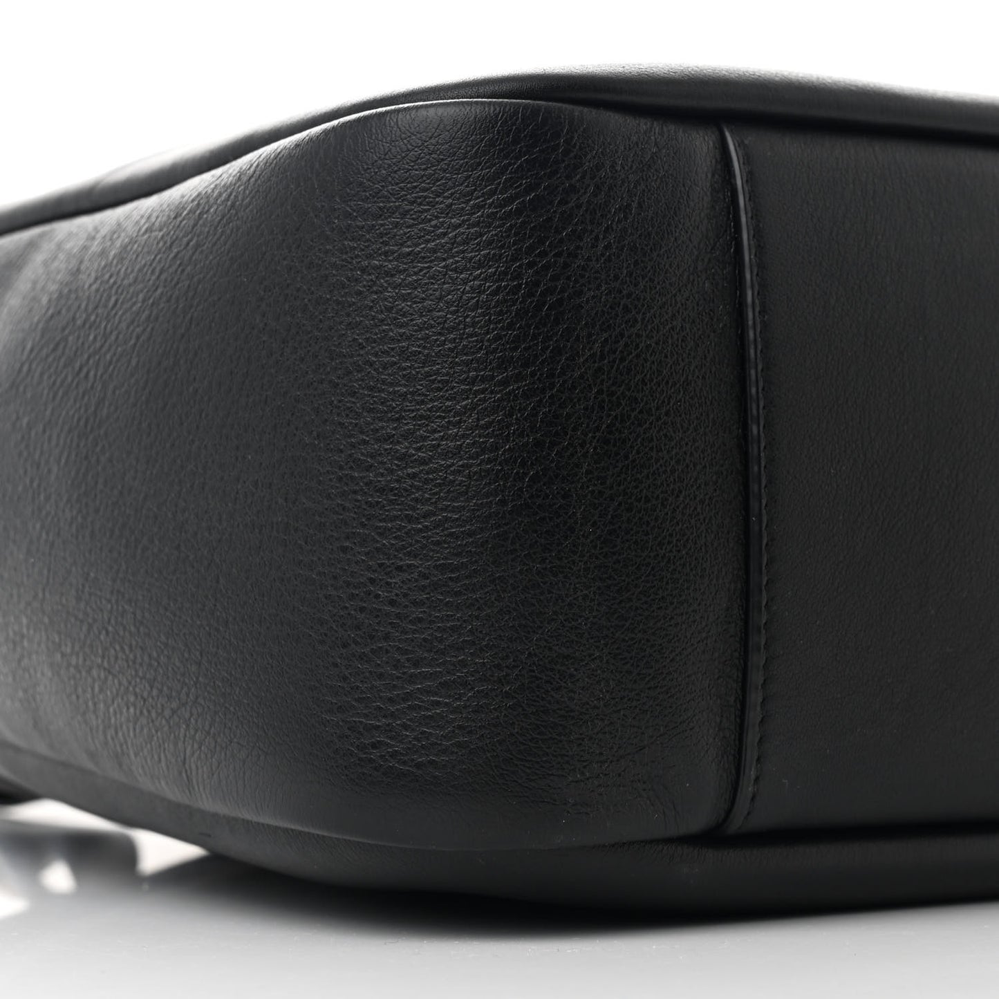 Smooth Calfskin Large Le 5 A 7 Soft Hobo Black