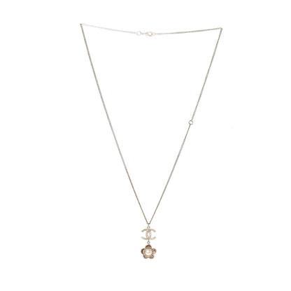 Chanel Pearl CC Camellia Pendant Necklace Gold 2 of 4