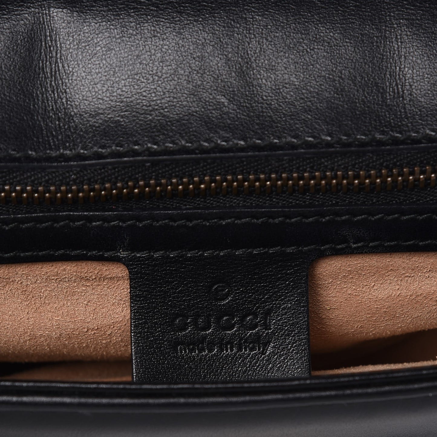 Calfskin Matelasse Small GG Marmont Top Handle Shoulder Bag Black