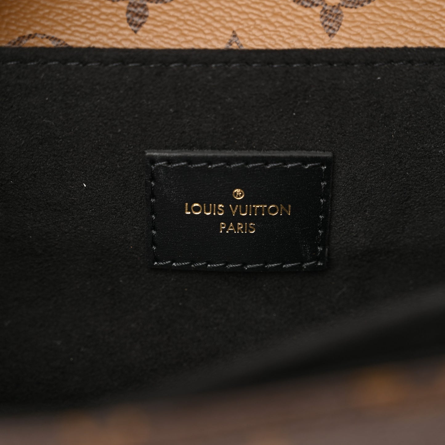 Reverse Monogram Pochette Metis