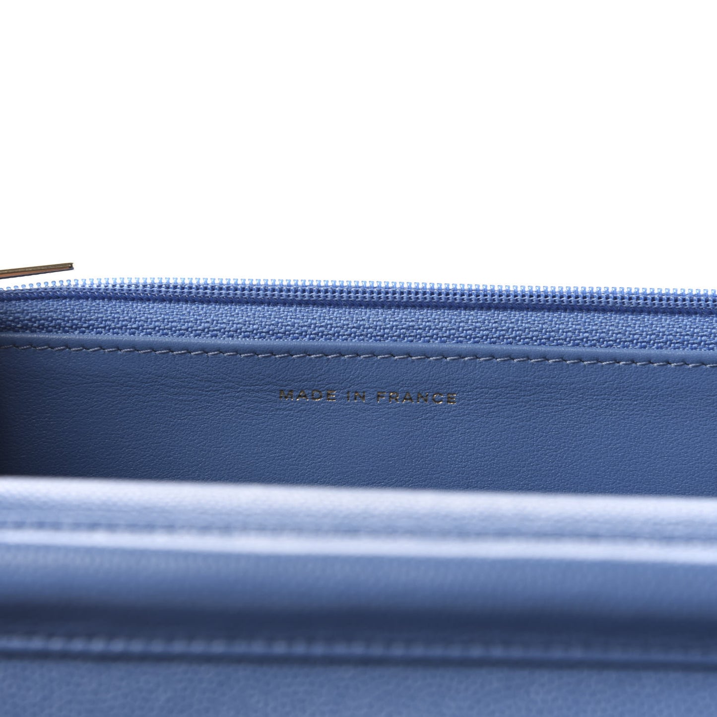 Caviar Quilted Wallet On Chain WOC Blue
