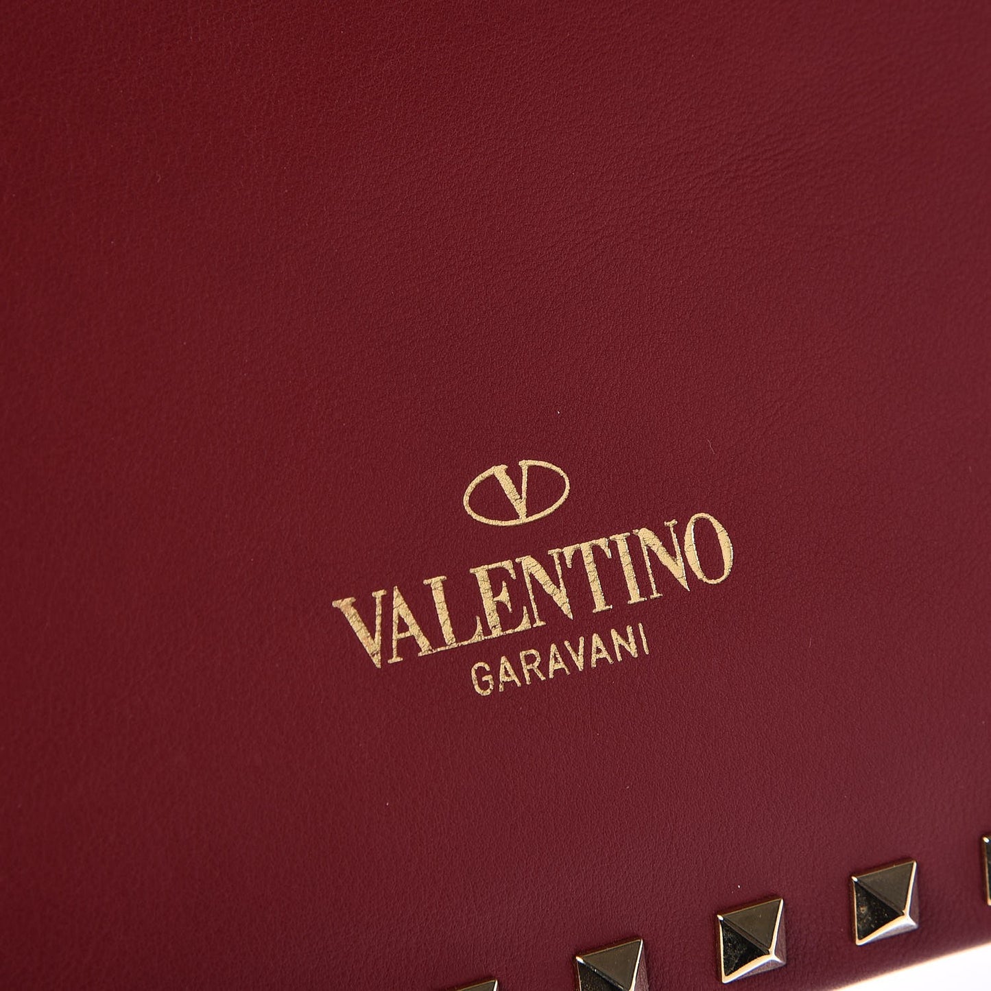Vitello Large Rockstud Zip Wristlet Pouch Rosso Valentino
