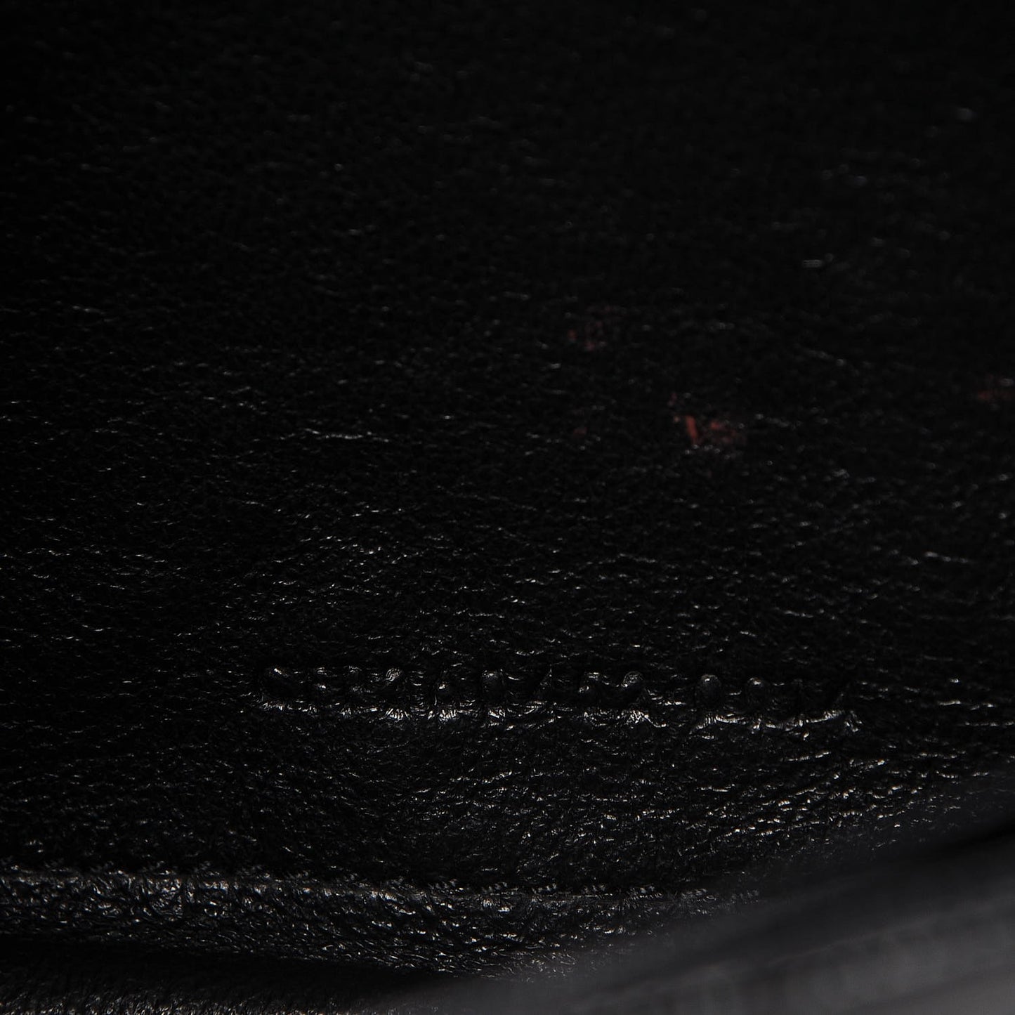 Grain De Poudre Matelasse Chevron Monogram Chain Wallet Black