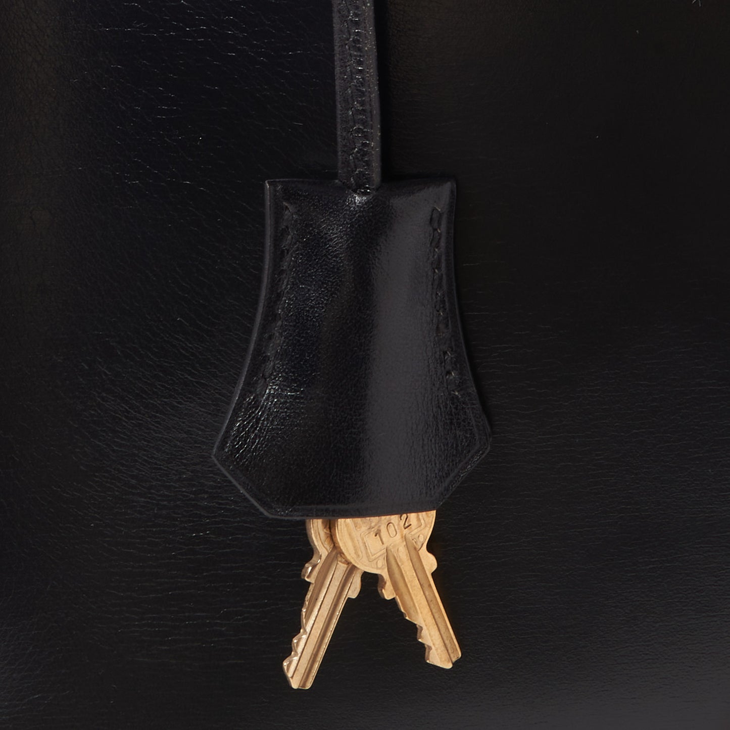 Box Kelly Retourne 32 Black