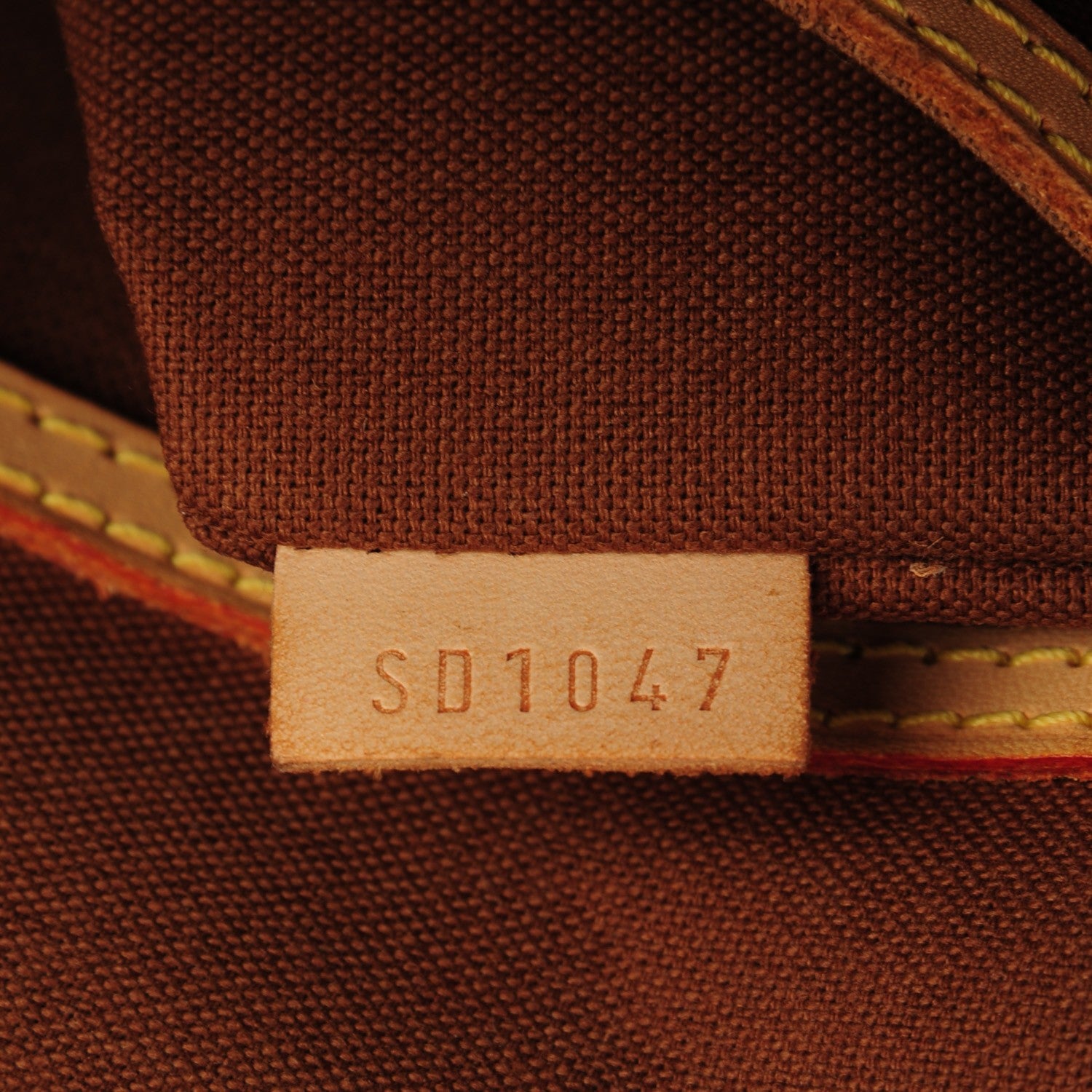 Louis Vuitton Monogram Alma PM 7 of 7