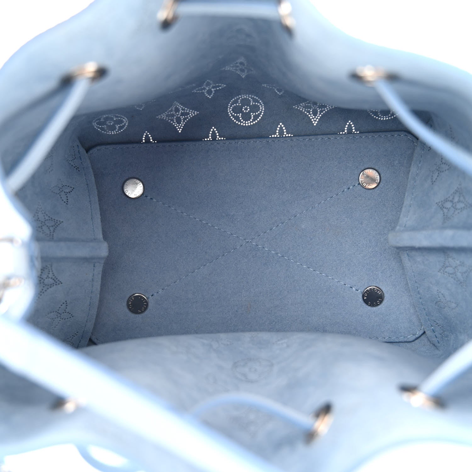 Louis Vuitton Mahina Bella Bleu Nuage 6 of 13