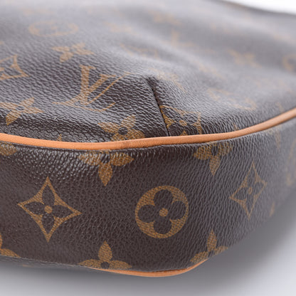 Louis Vuitton Monogram Odeon PM 13 of 17