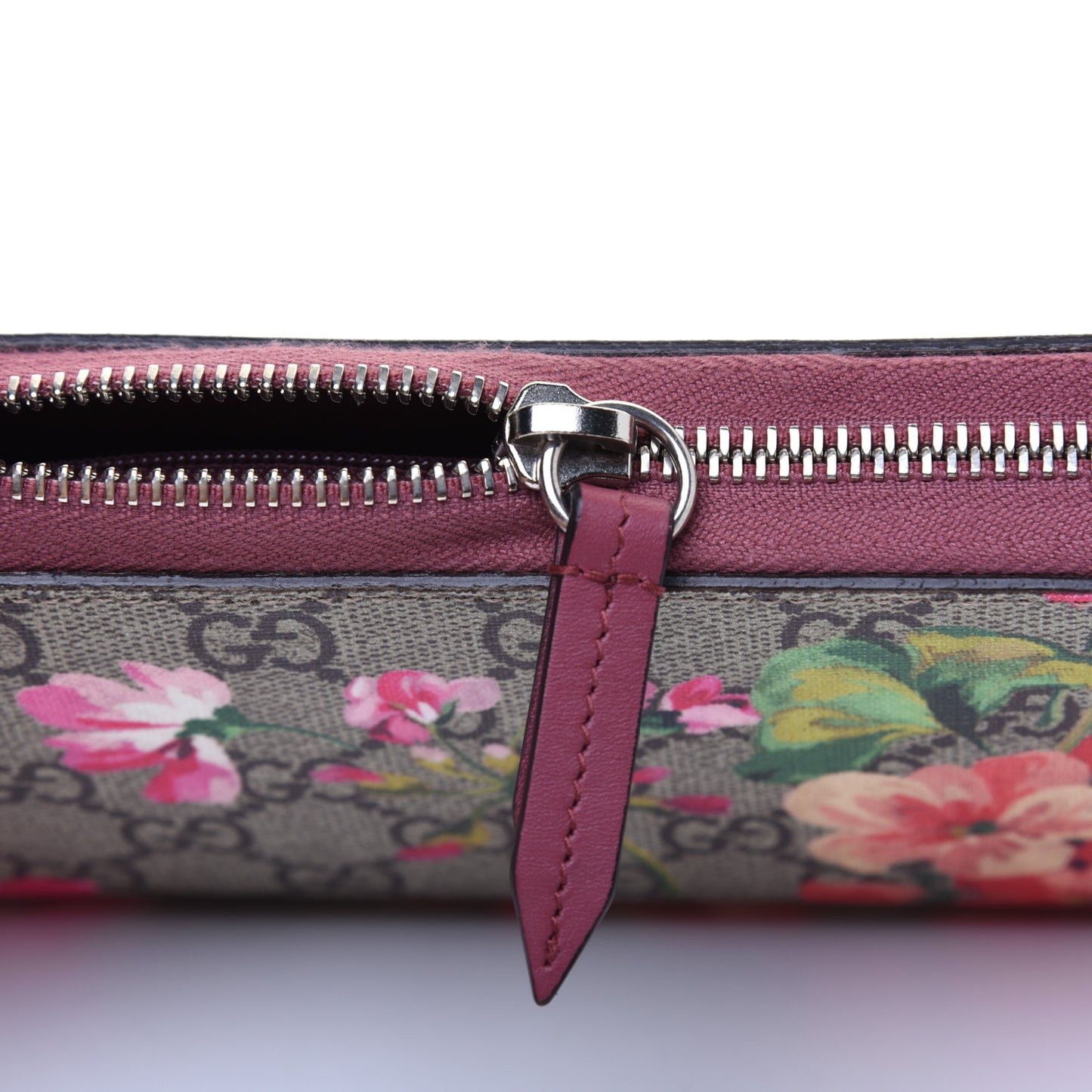 GG Supreme Monogram Blooms Zip Around Wallet Beige Multicolor Dry Rose