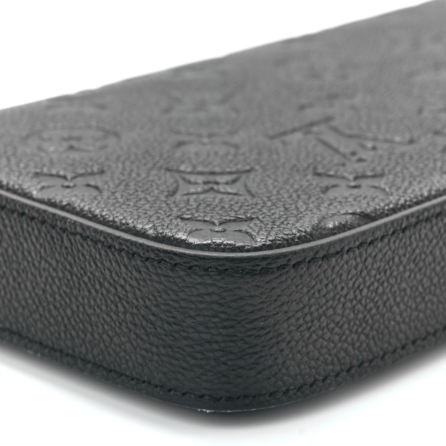Empreinte Pochette Felicie Chain Wallet Black