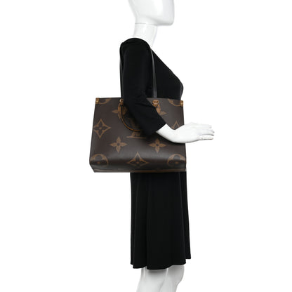 Louis Vuitton Reverse Monogram Giant Onthego MM 2 of 9