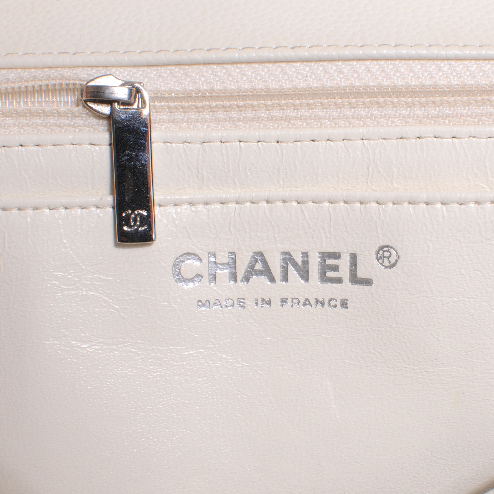 Chanel Caviar Jumbo Single Flap White 6 of 9