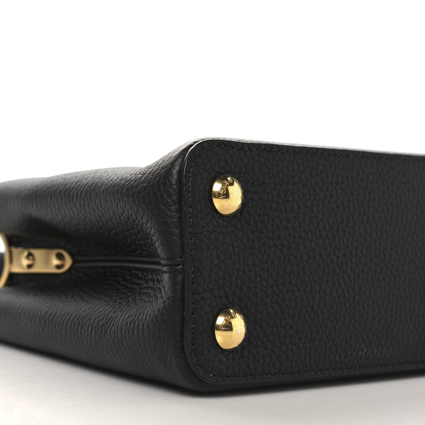 Taurillon Capucines BB Black Fuchsia