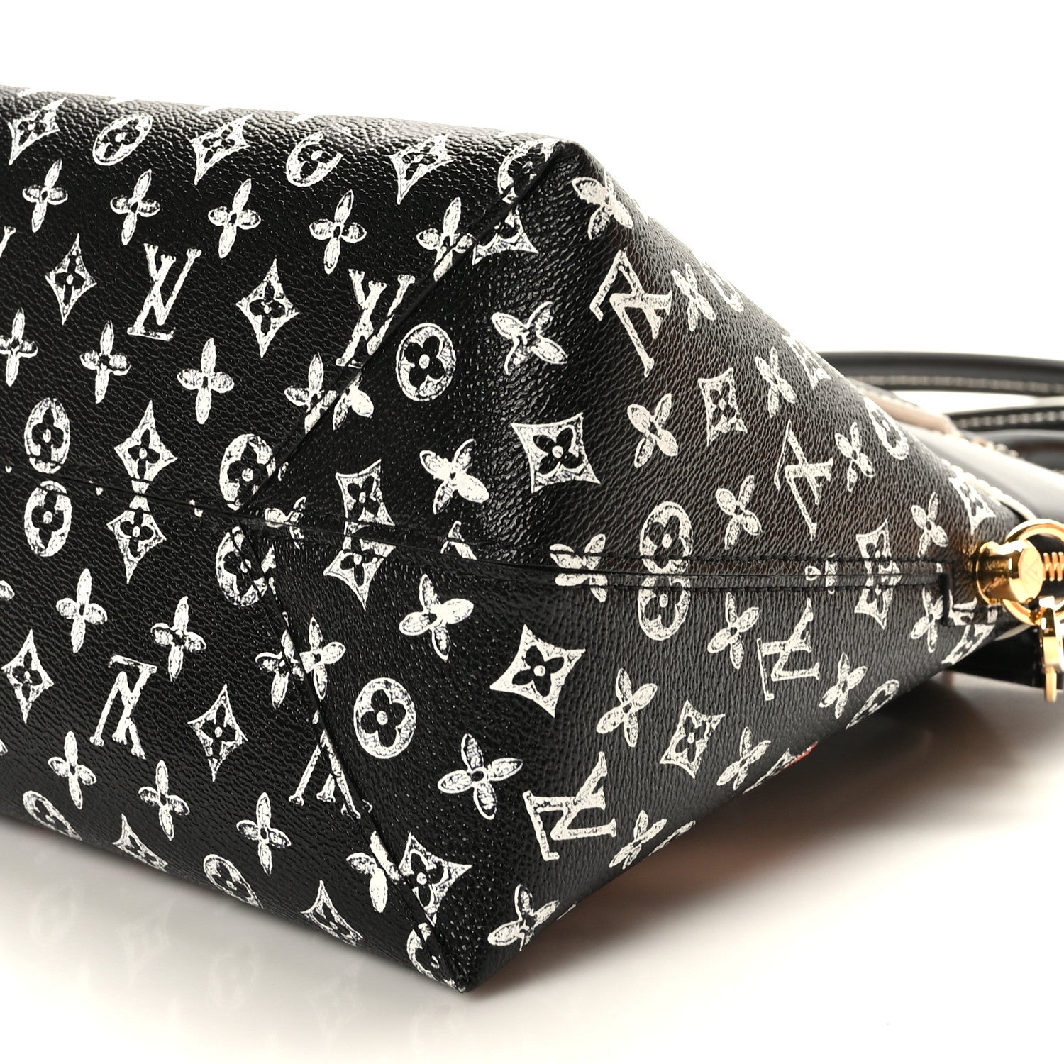 Louis Vuitton Calfskin Catogram Alma Souple MM Black 8 of 8