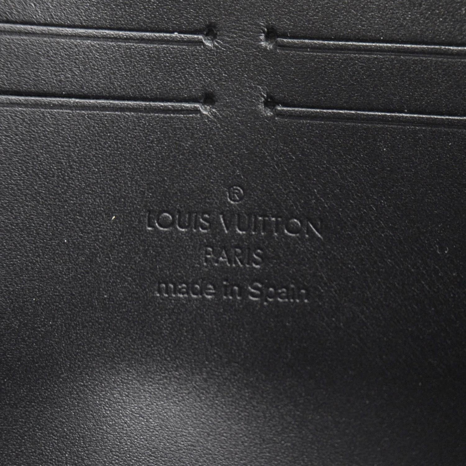 Louis Vuitton Suhali Zippy Wallet Black 6 of 7