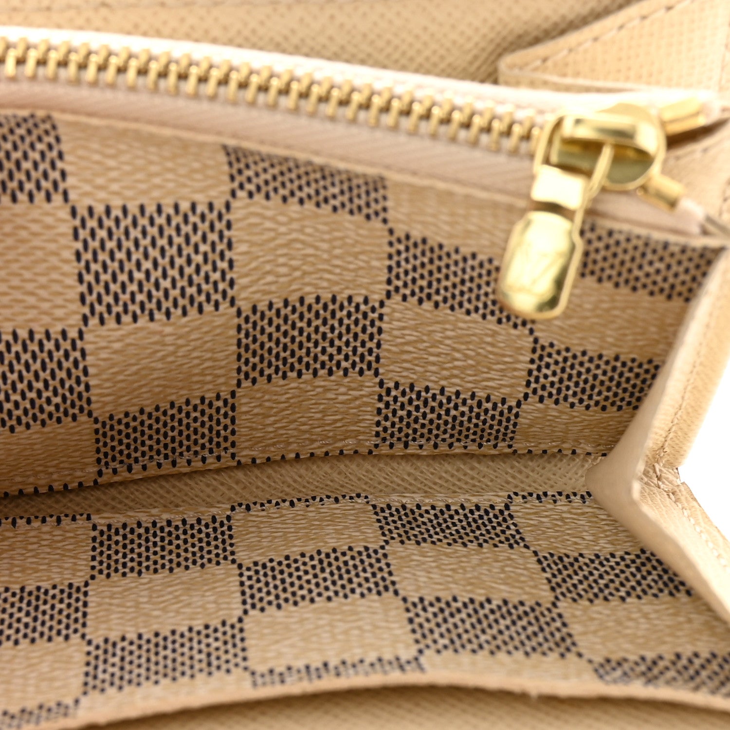 Louis Vuitton Damier Azur Pochette Solo 6 of 11