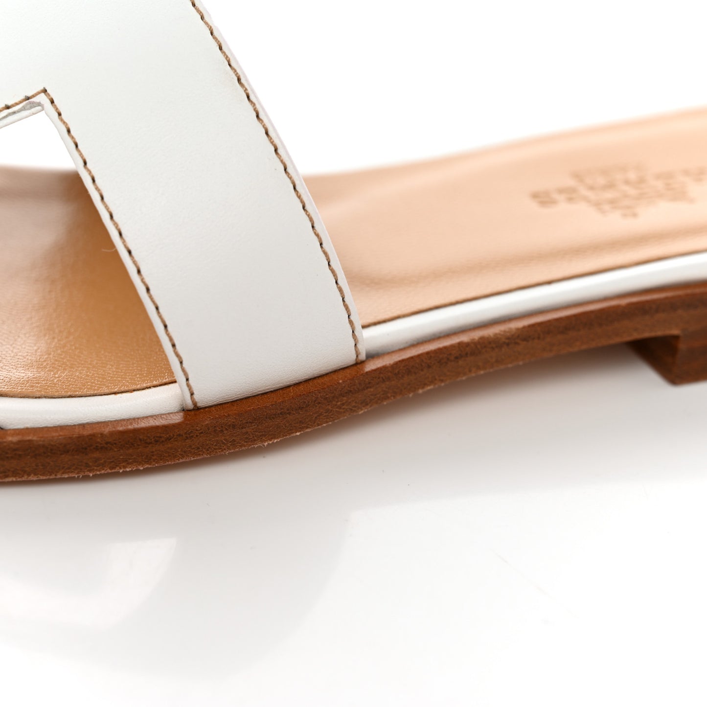 Box Calfskin Oran Sandals 35.5 White