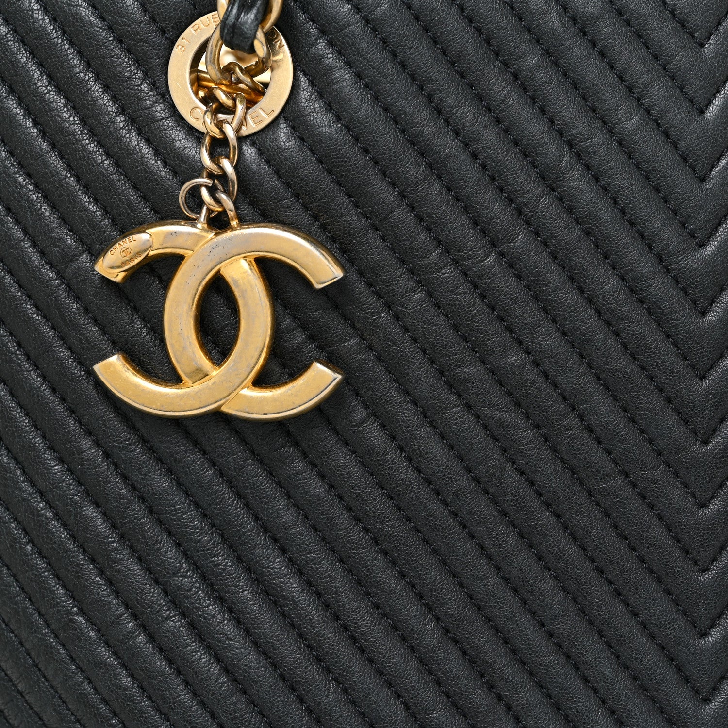 Chanel Wrinkled Lambskin Chevron Quilted Large Surpique Tote Black 9 of 18