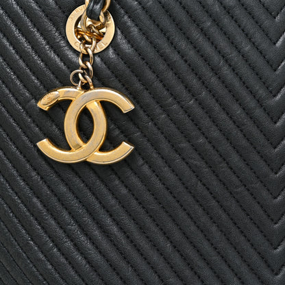 Chanel Wrinkled Lambskin Chevron Quilted Large Surpique Tote Black 9 of 18