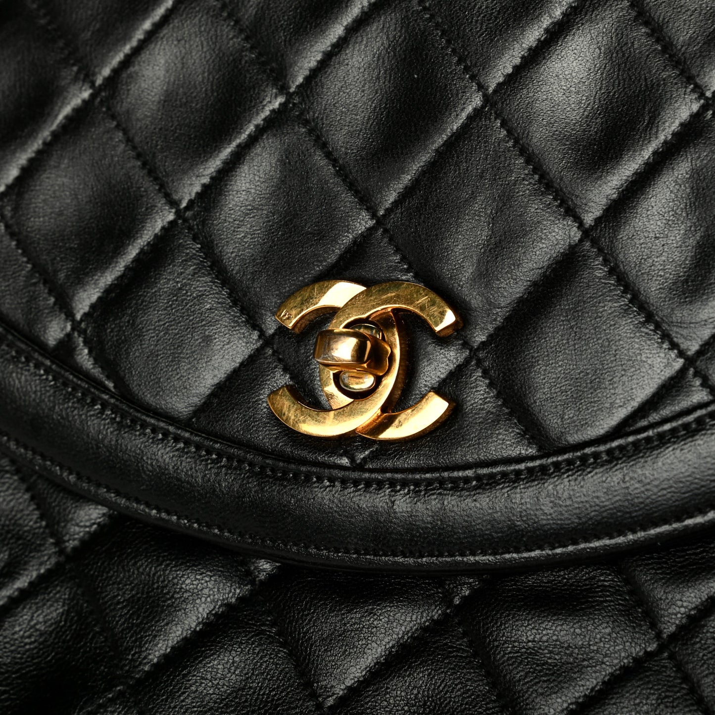 Lambskin Quilted Medium Single Flap Black