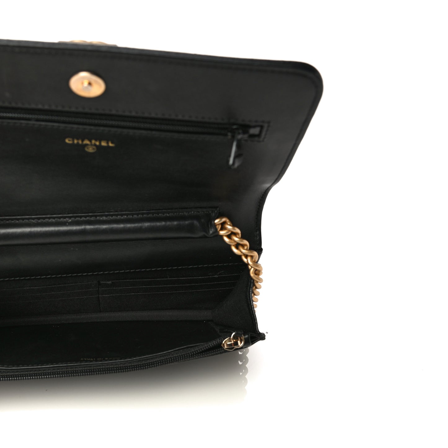 Caviar Quilted Boy Wallet On Chain WOC Black