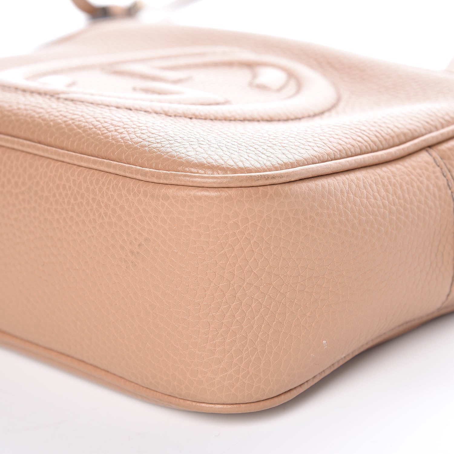 Gucci Pebbled Calfskin Small Soho Disco Bag Camelia 10 of 14