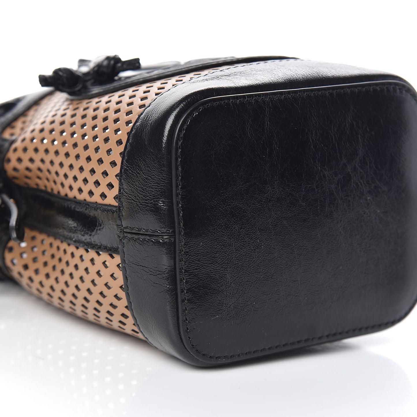 Vitello Liberty Glossy Lambskin F is Fendi Perforated Mini Mon Tresor Bucket Bag Sand Mimosa Black