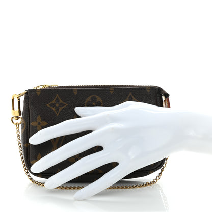 Louis Vuitton Monogram Mini Pochette Accessories 3 of 9
