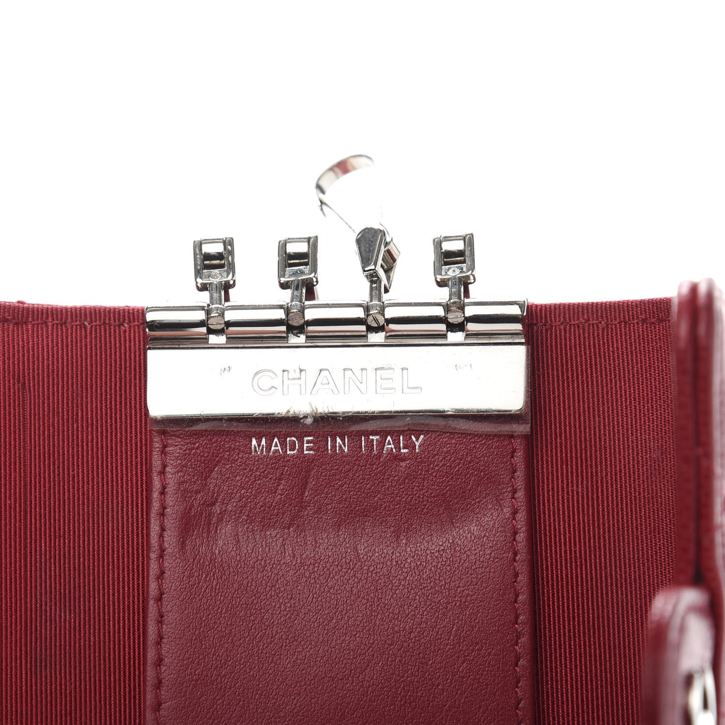 Caviar Quilted 4 Key Holder Red