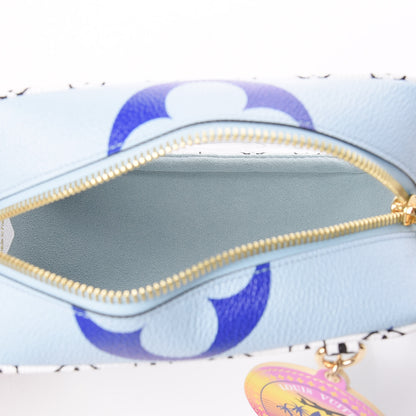 Louis Vuitton Monogram Giant Hawaii Beach Pouch Blue 5 of 9