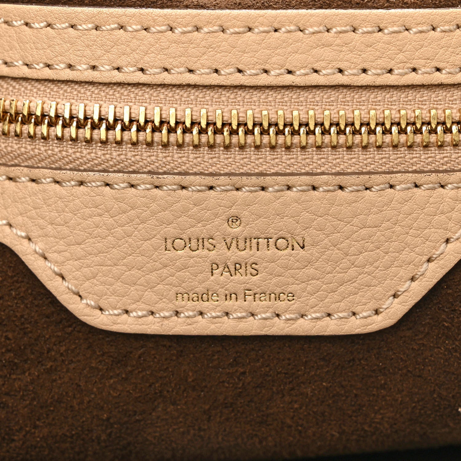 Louis Vuitton Mahina L Sable 6 of 14