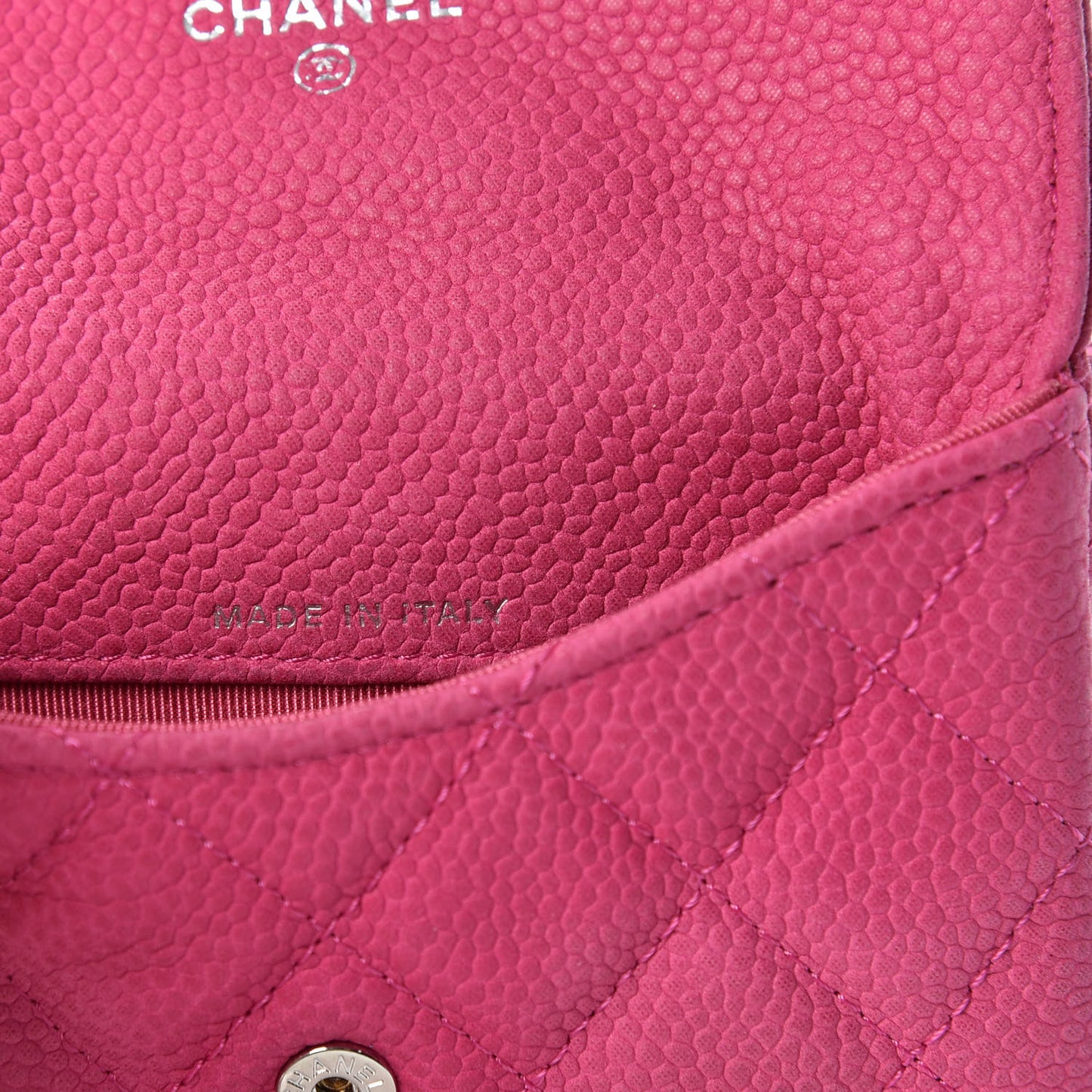Iridescent Caviar Quilted CC Card Holder Pink