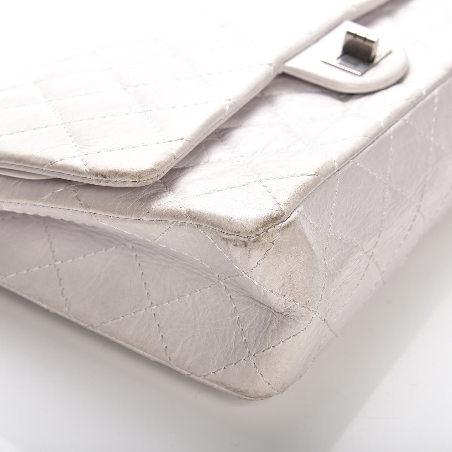Chanel Aged Calfskin Quilted 50th Anniversary 2.55 Reissue Flap 226 White 10 of 11