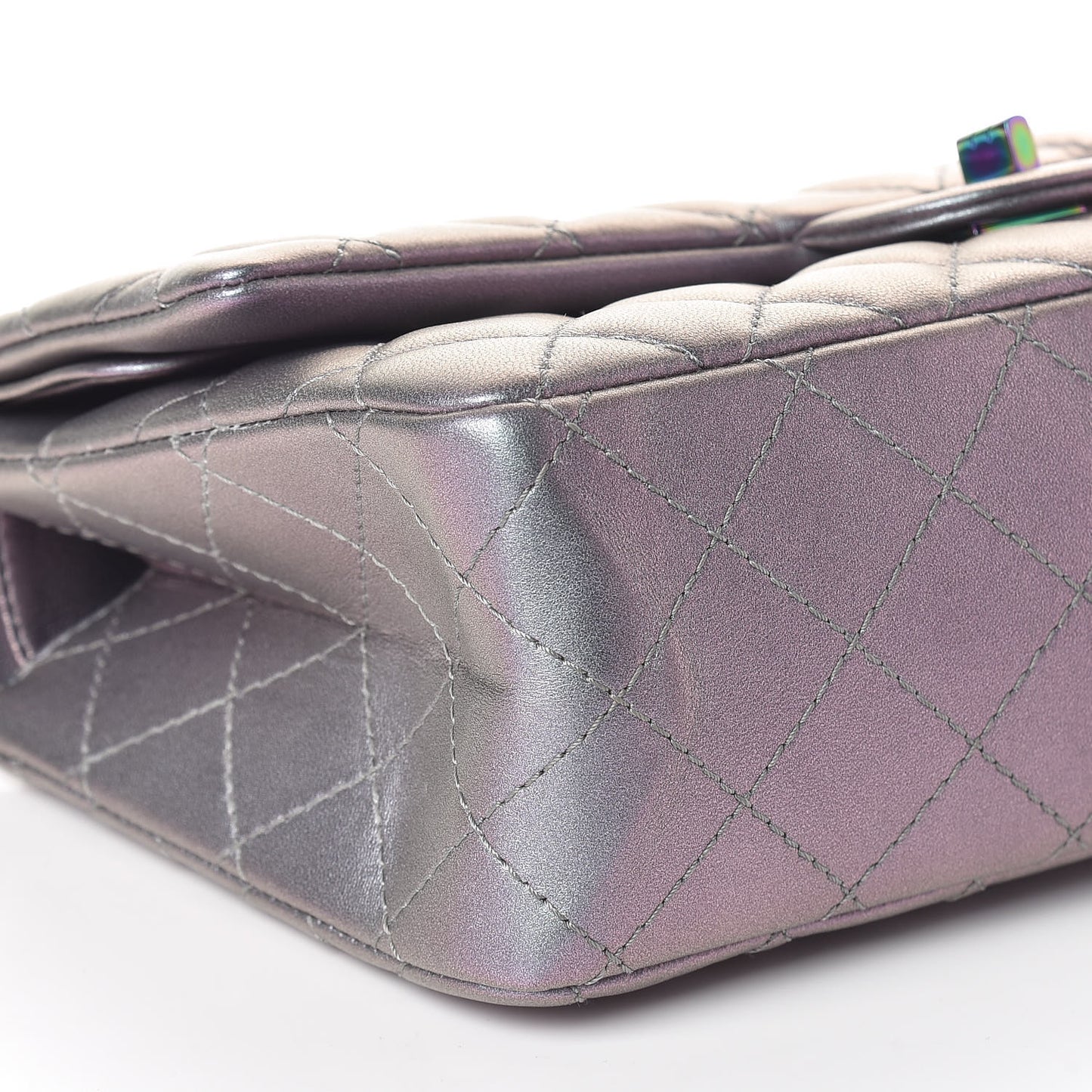 Iridescent Lambskin Quilted 2.55 Reissue 226 Flap Light Purple
