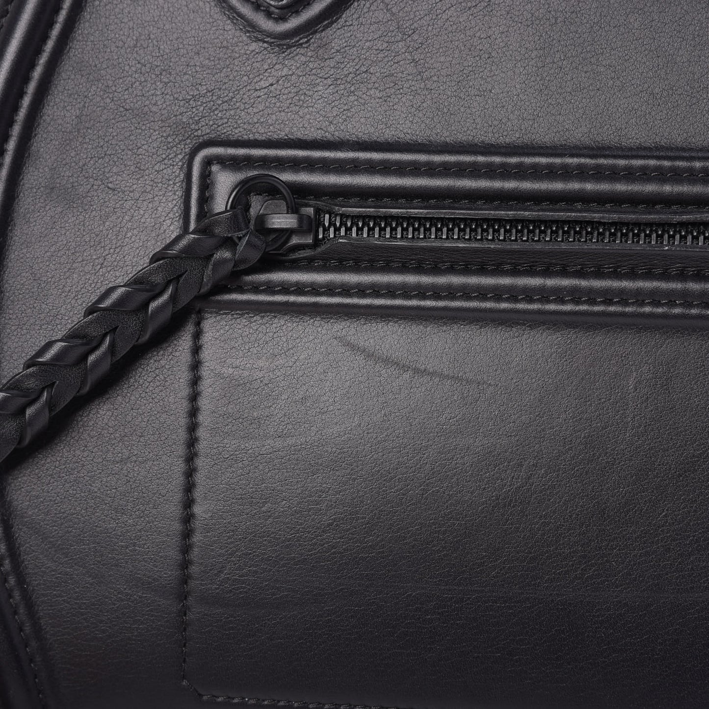 Supple Calfskin Medium Phantom Luggage Black