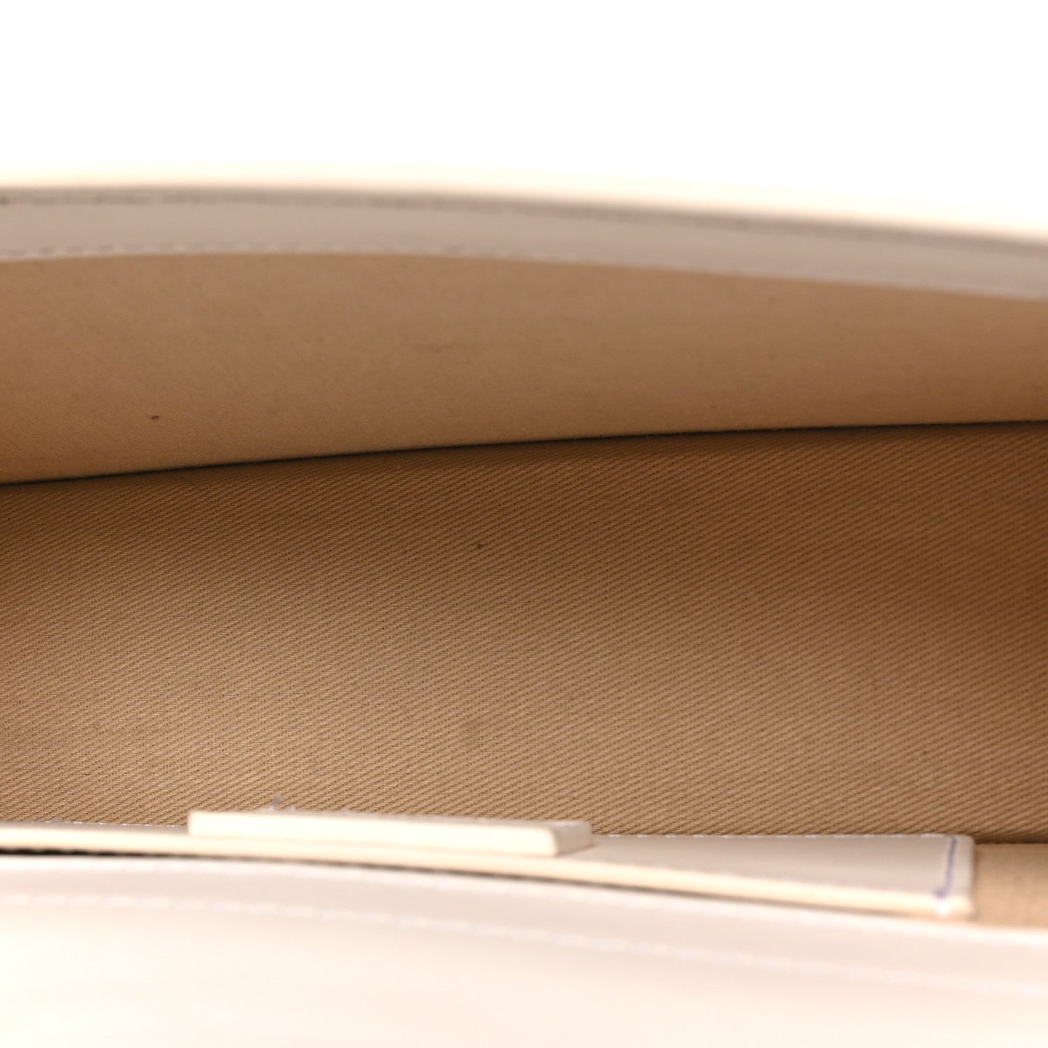 Jacquemus Smooth Calfskin Le Grand Bambino White 5 of 9