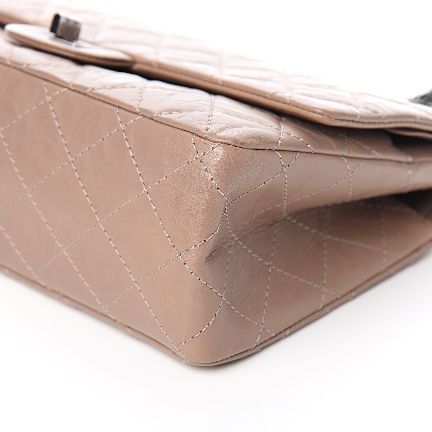 Chanel Aged Calfskin Quilted 2.55 Reissue 226 Flap Light Brown 8 of 9